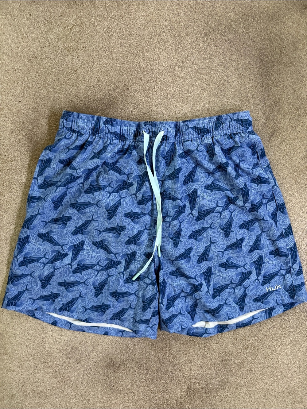 Huk Shorts Men’s (M)